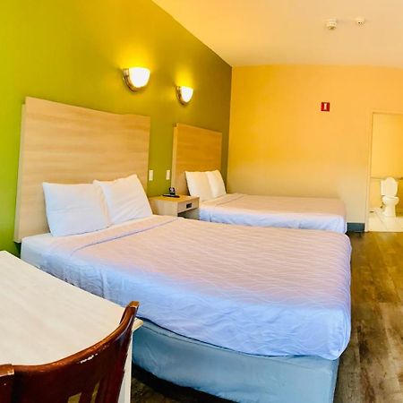 Weston Inn & Suites Rusk 外观 照片