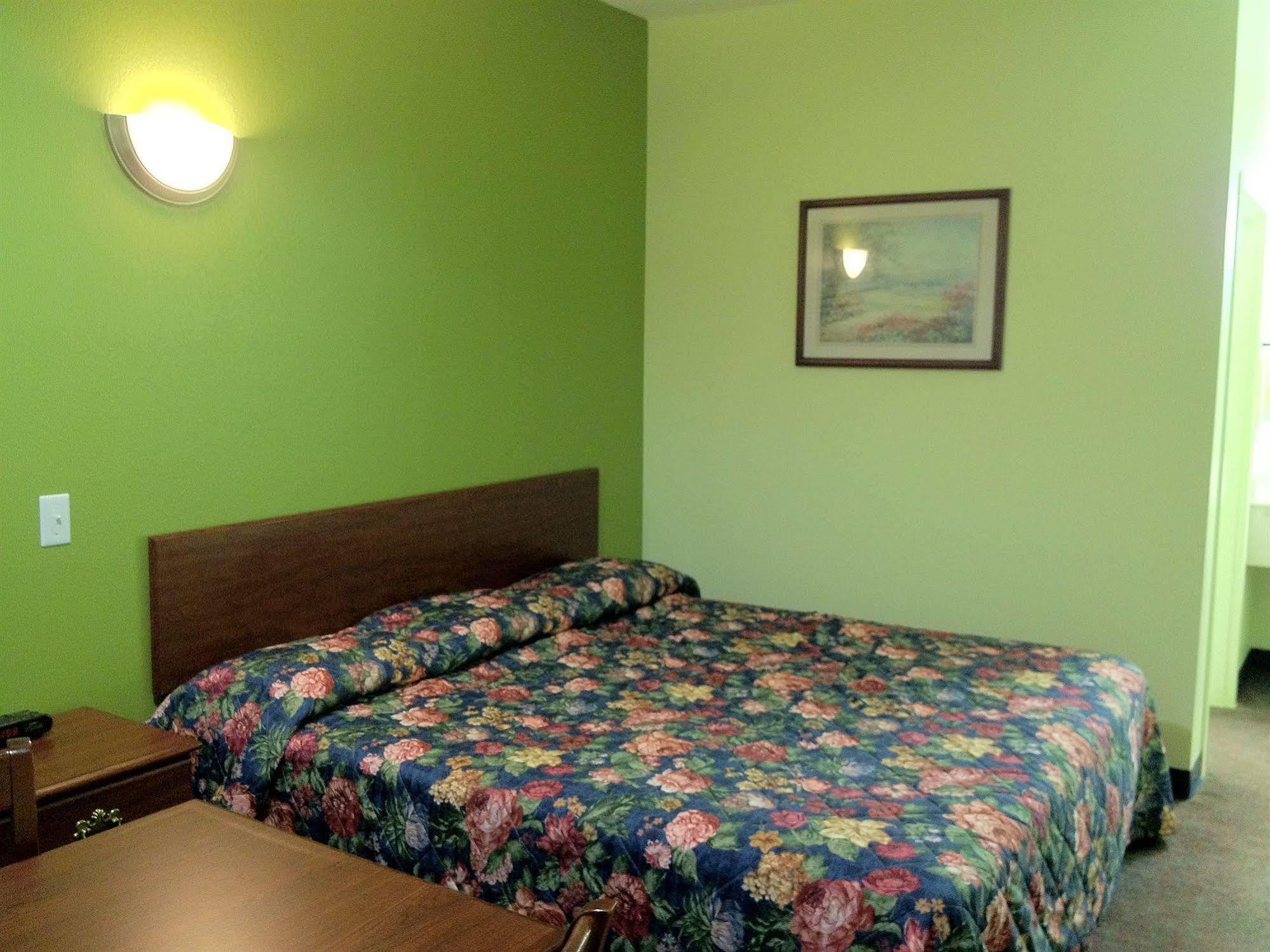 Weston Inn & Suites Rusk 外观 照片