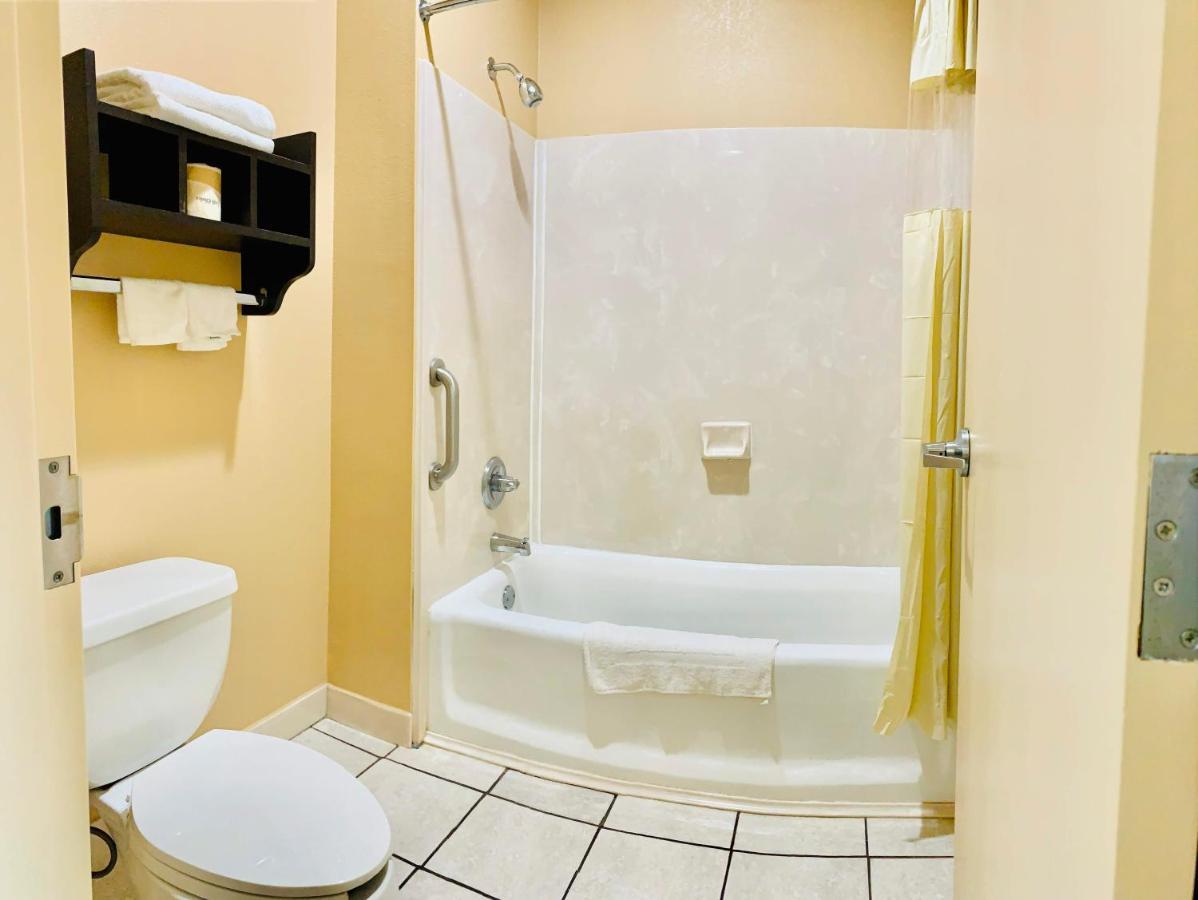 Weston Inn & Suites Rusk 外观 照片