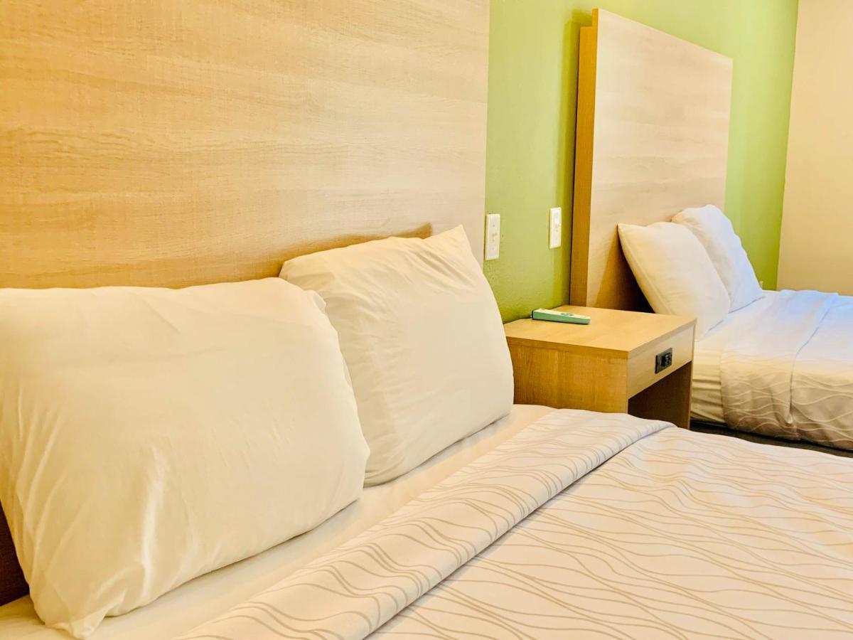 Weston Inn & Suites Rusk 外观 照片