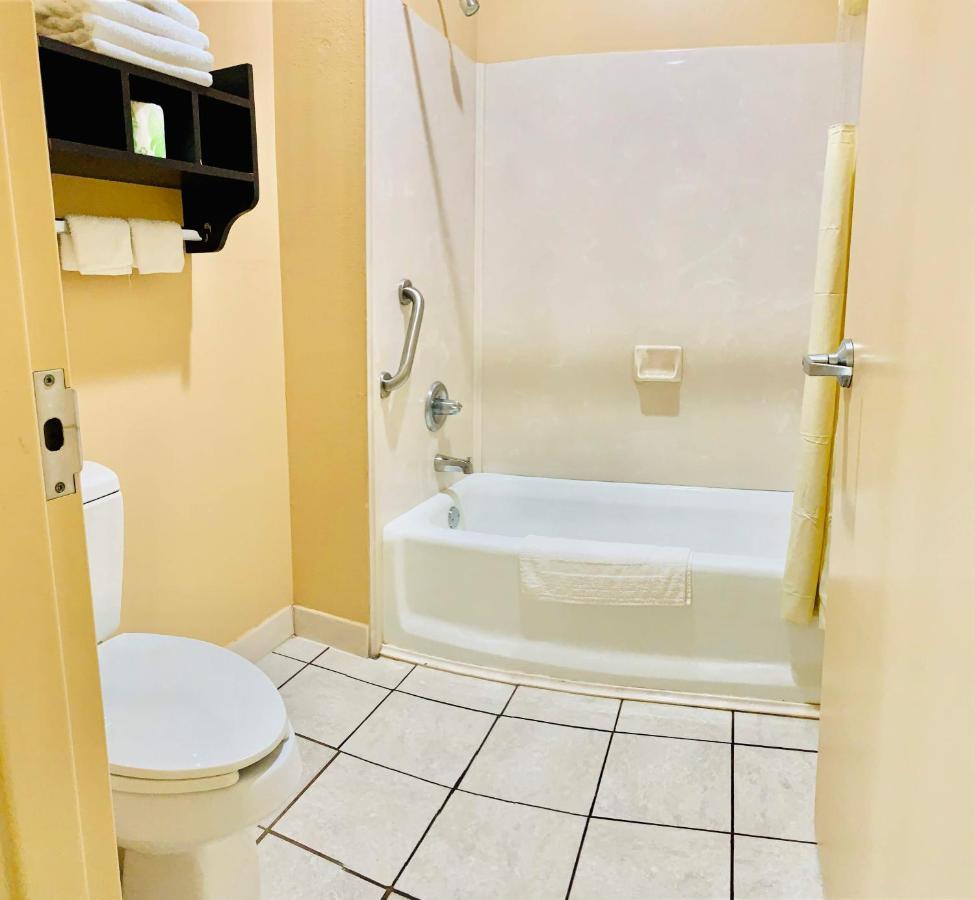 Weston Inn & Suites Rusk 外观 照片